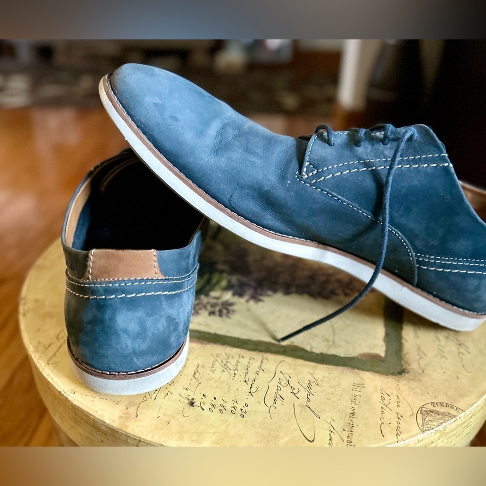 Clarks Men’s grey lace up shoes